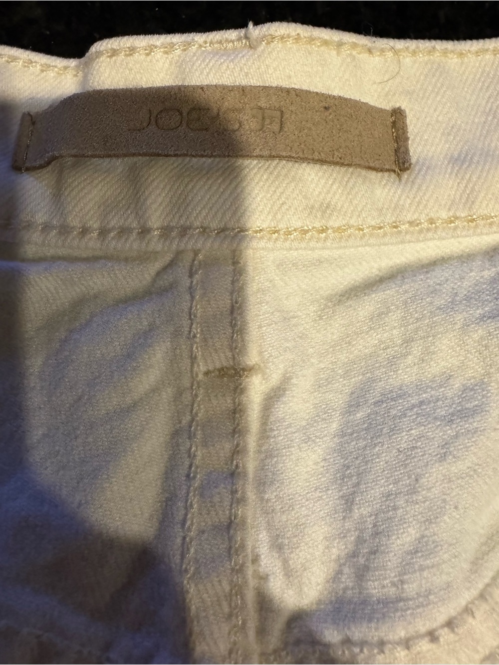 THE ALEX
HIGH RISE SHORT // VINTAGE STRETCH /
ROLLED HEM - Picture 11 of 12